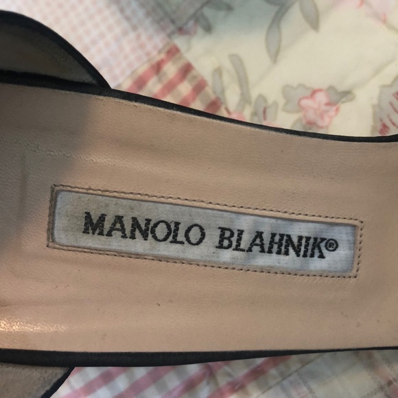 Mano Blahnik - Picture 3 of 4